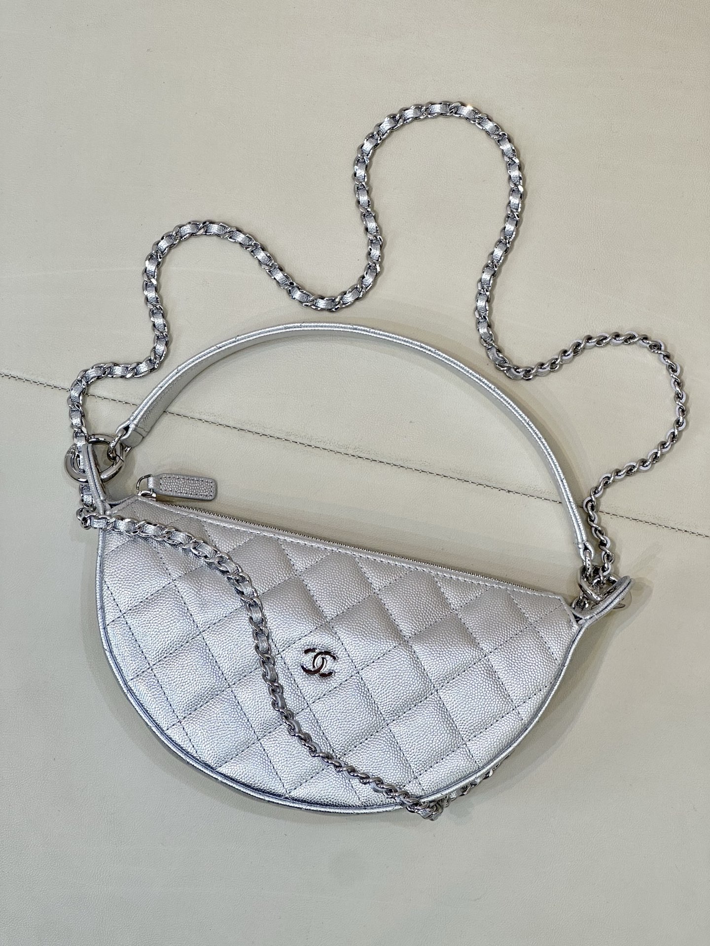 Chanel 26S Half-Moon Bag - Image 5