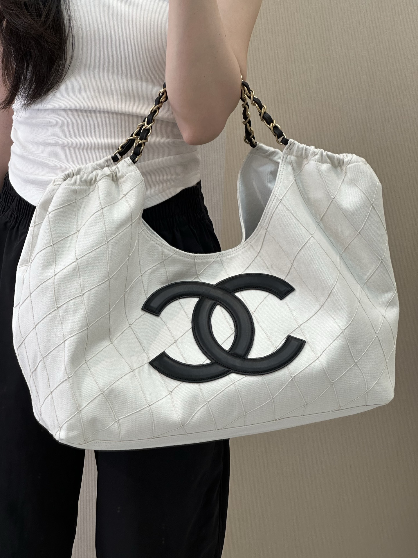 Chanel Coco Beach White Denim Tote Bag - Image 5