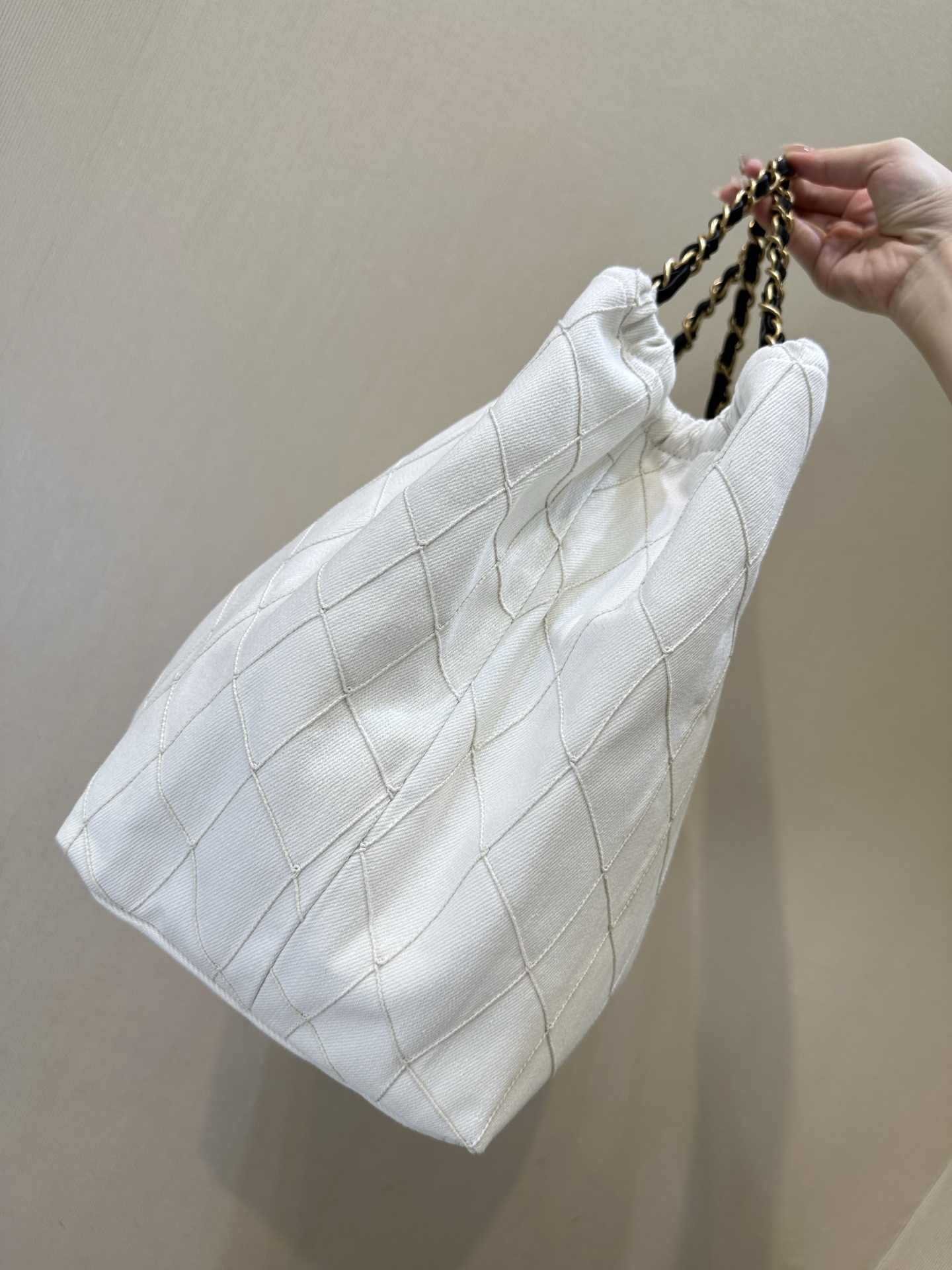 Chanel Coco Beach 2026 White Denim Tote Bag - Image 5