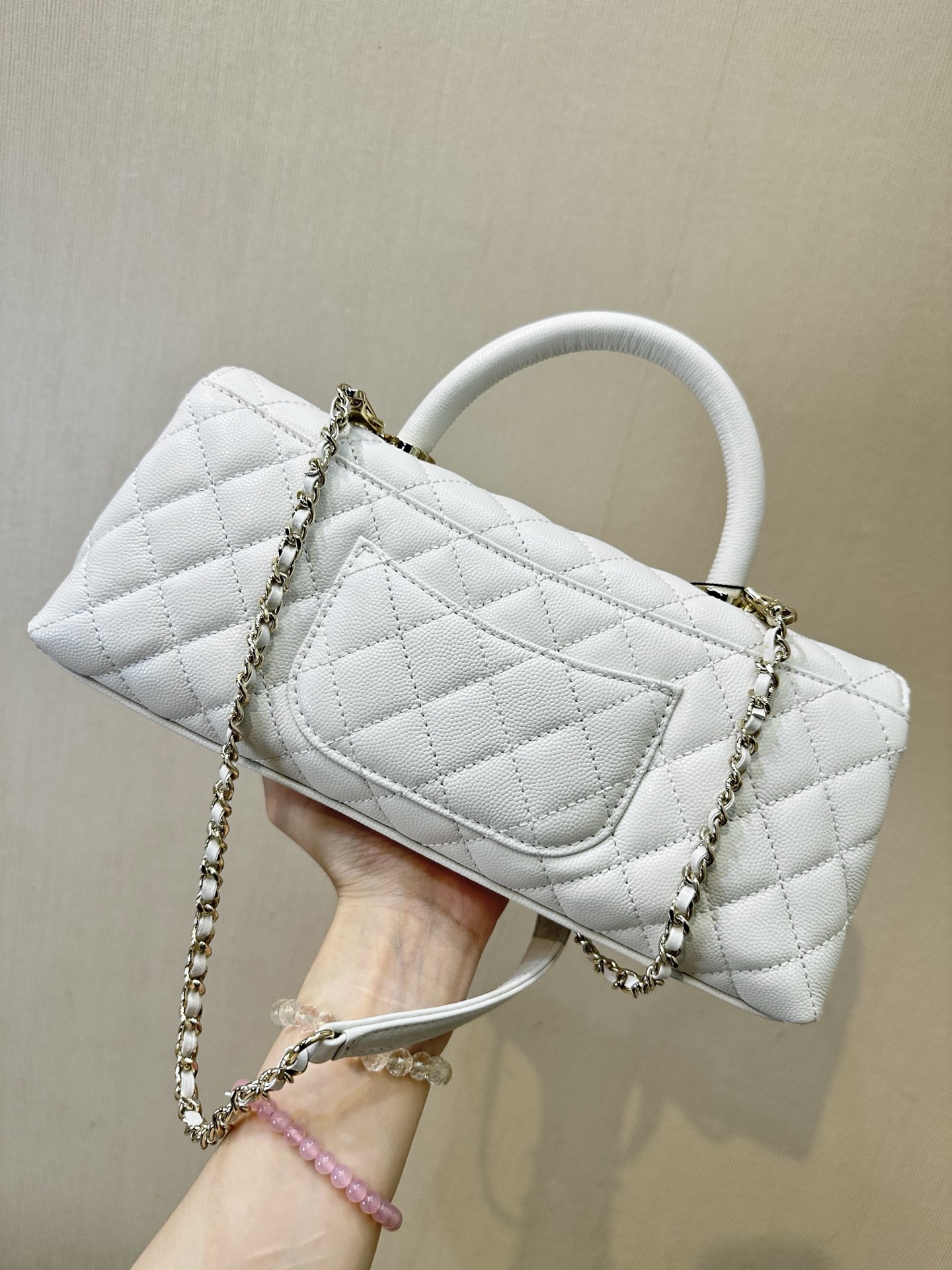 Chanel Coco Handle Leather Handbag, 30 cm - Image 5