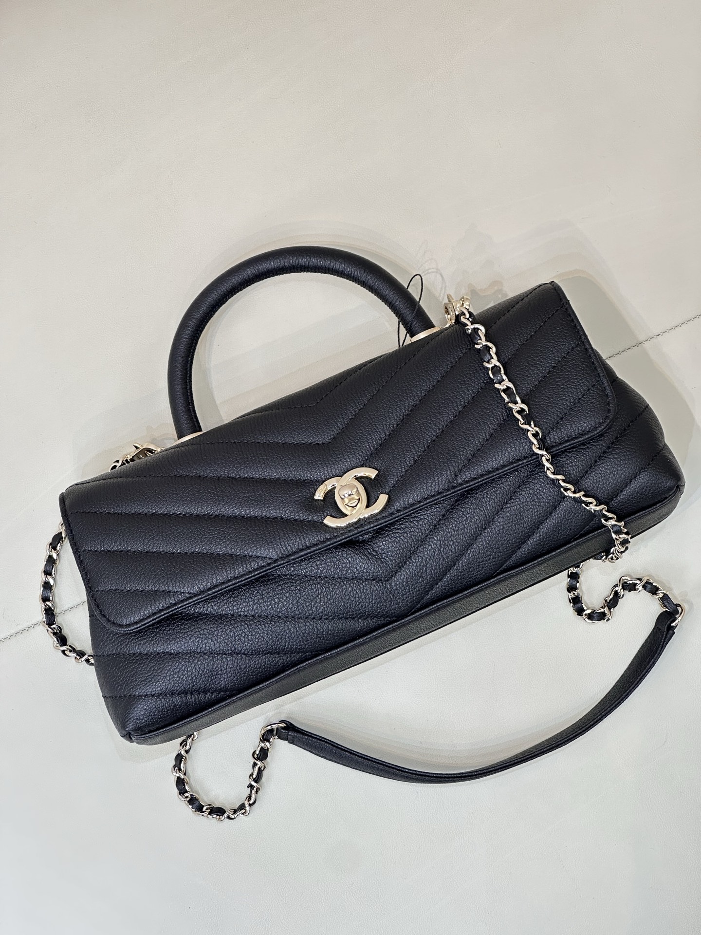 Chanel Coco Handle Extended Top Handle Bag - Image 5