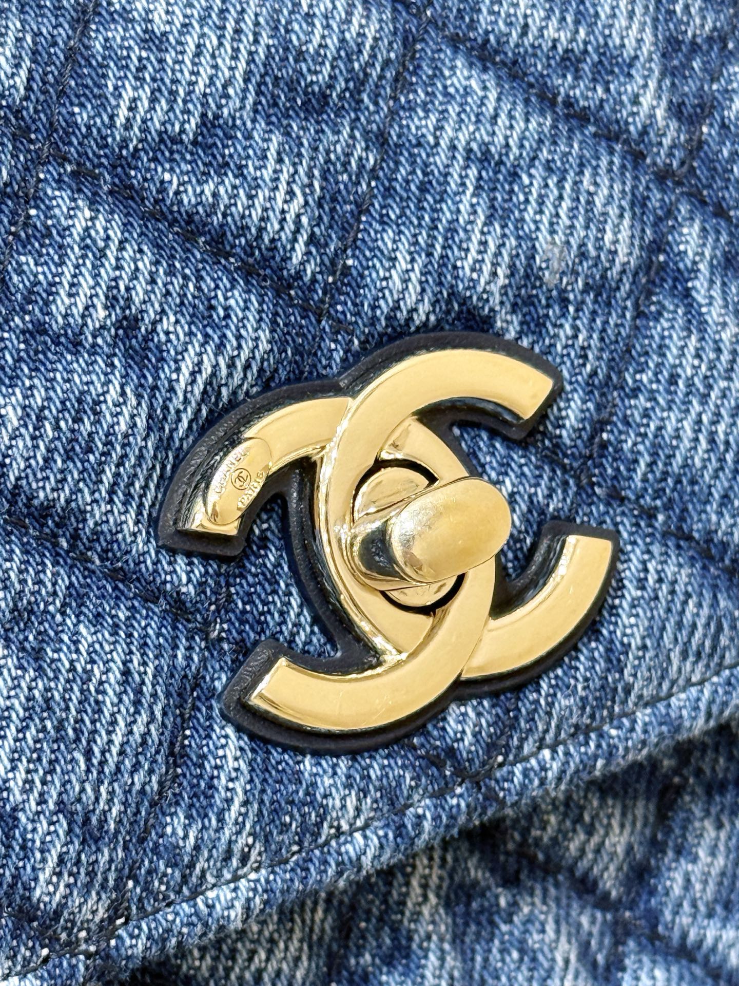 Chanel 26P Mini Coco Handle Denim Handbag - Image 5