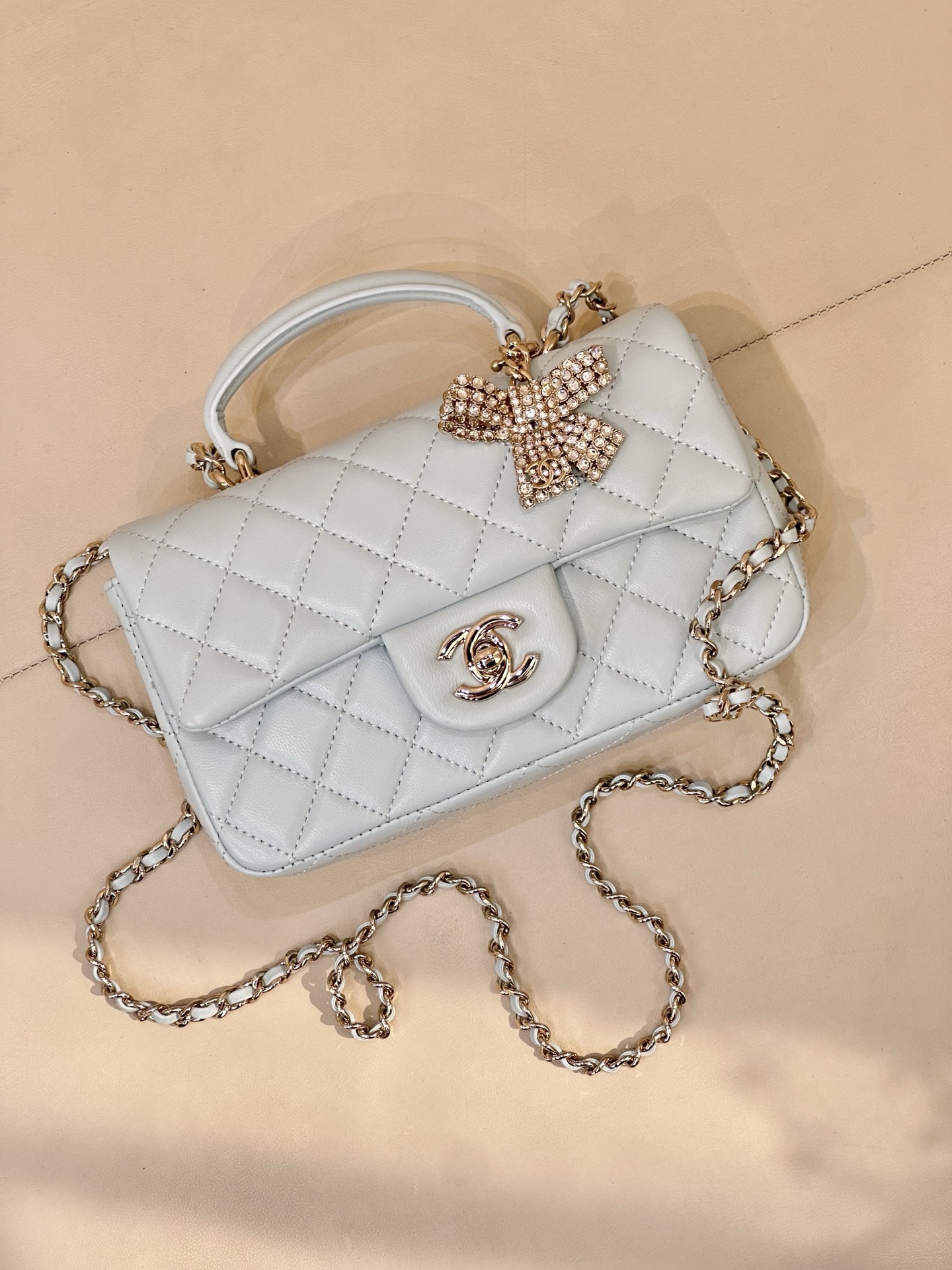 Chanel Classic Flap Mini Shoulder Bag with Handle - Image 5