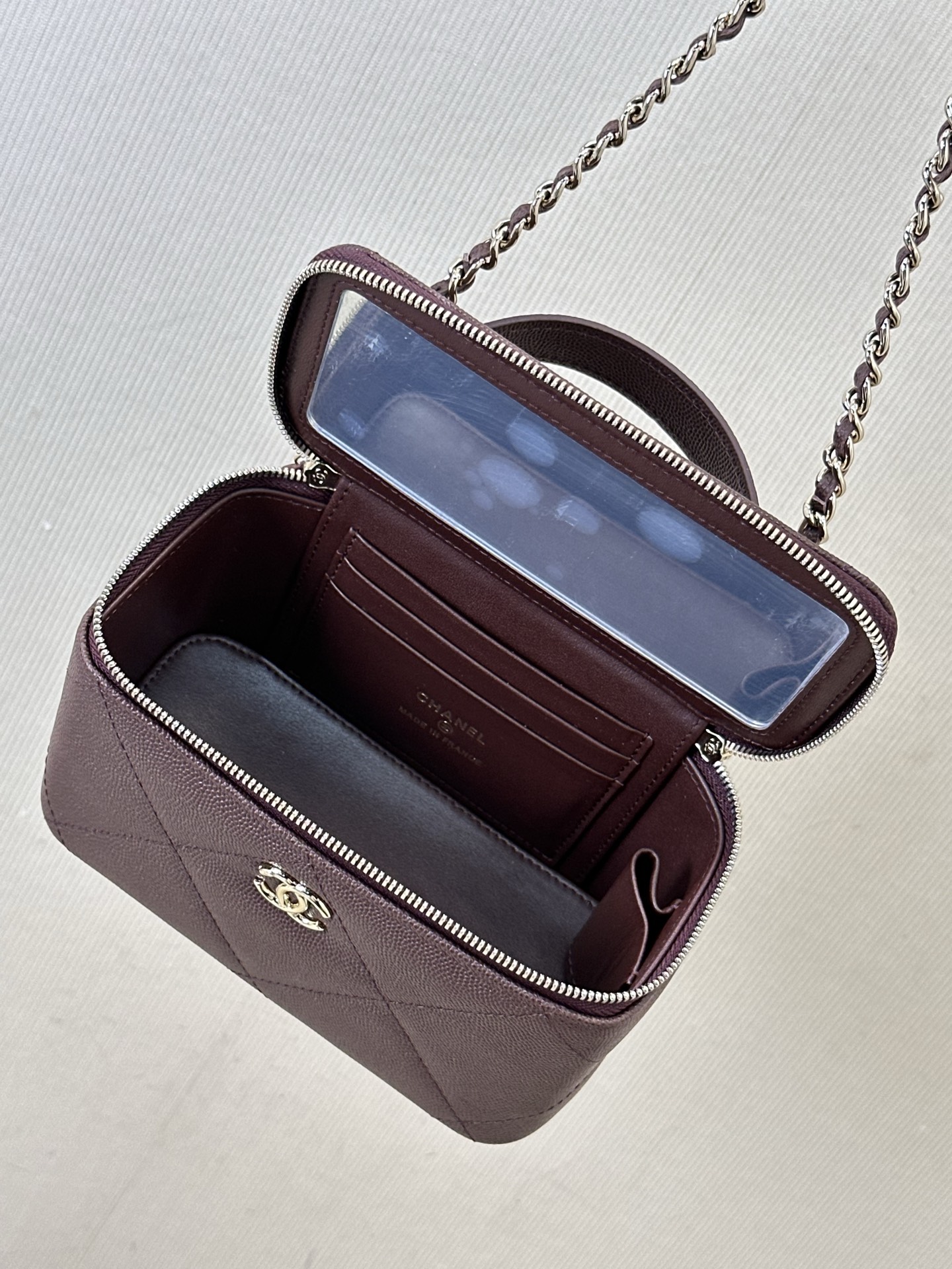 Chanel Box Handbag - Image 5