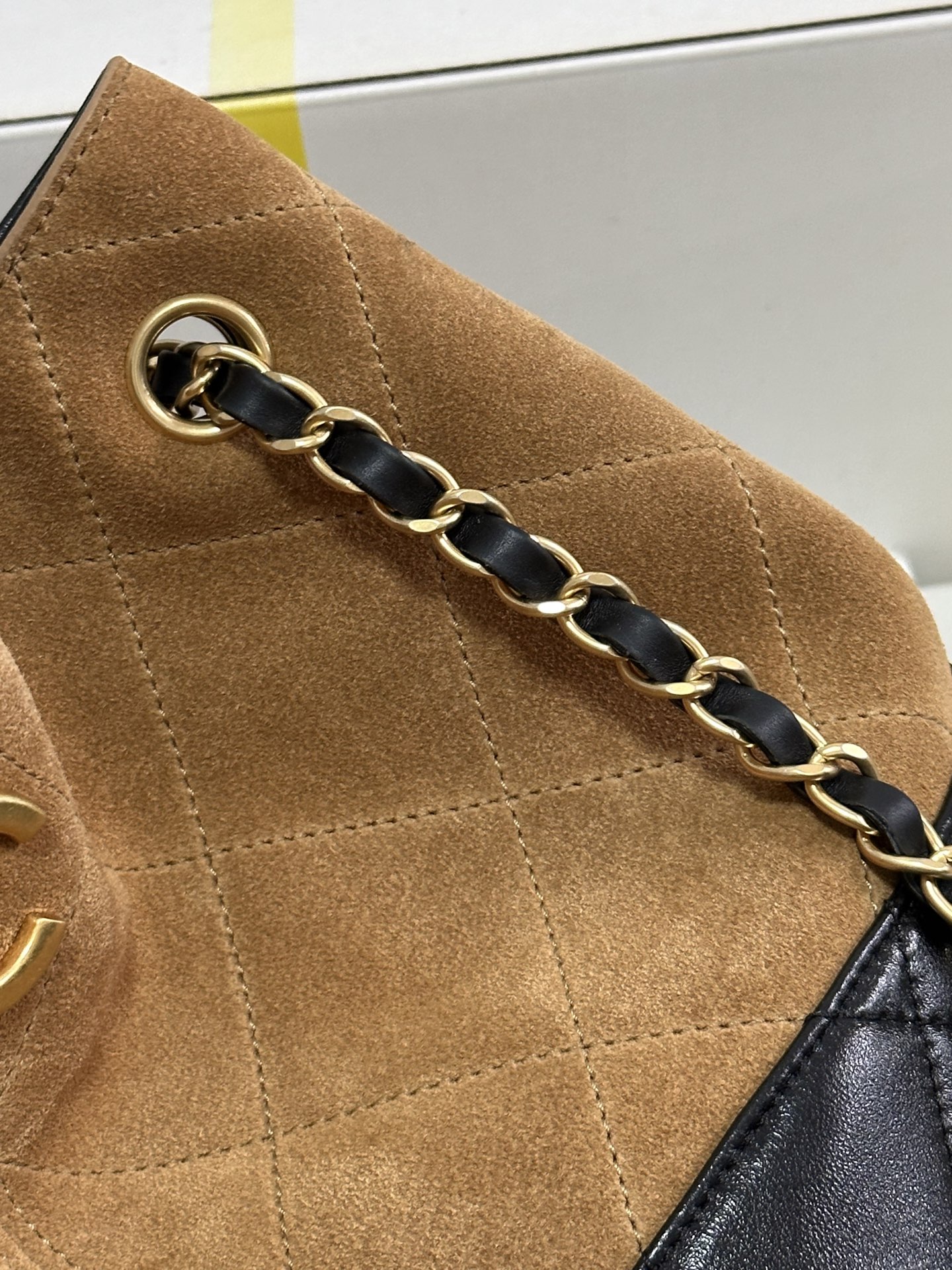 Chanel 25A AS5657 Small Shopping Tote - Image 5