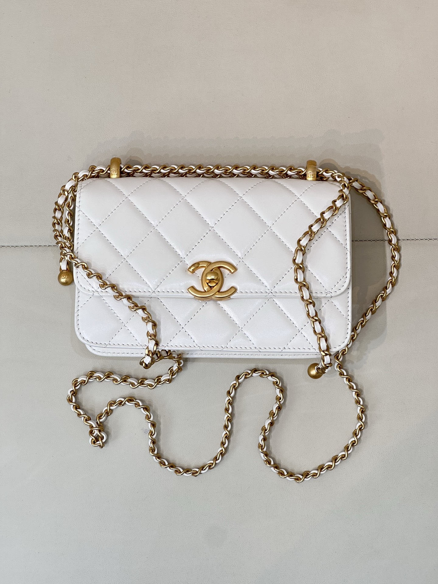 Chanel 24C Wallet on Chain Flap Bag with Adjustable Pearl Chain - Image 5
