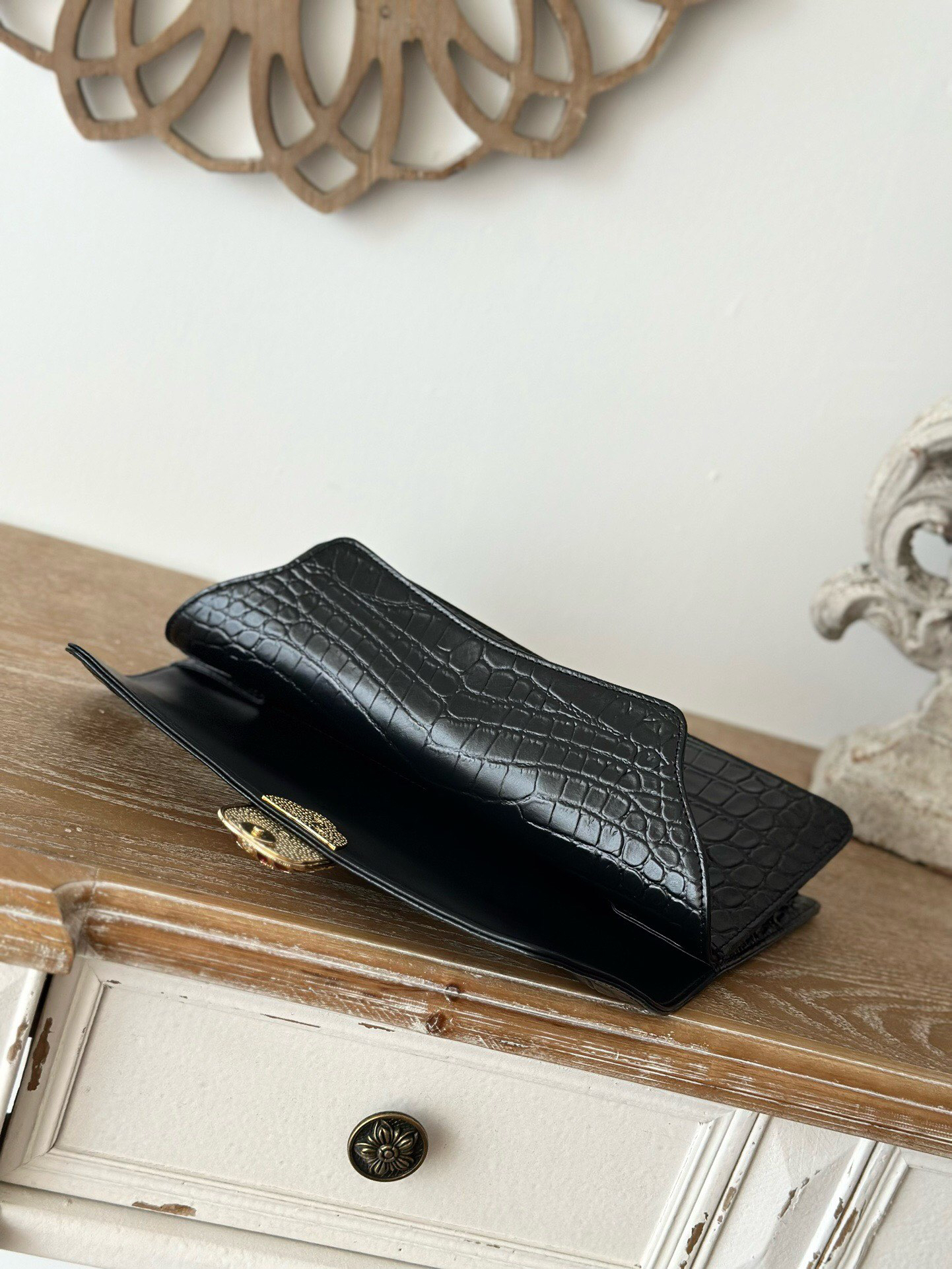 Chanel Vintage Crocodile Pattern Black Classic Evening Clutch Bag - Image 5