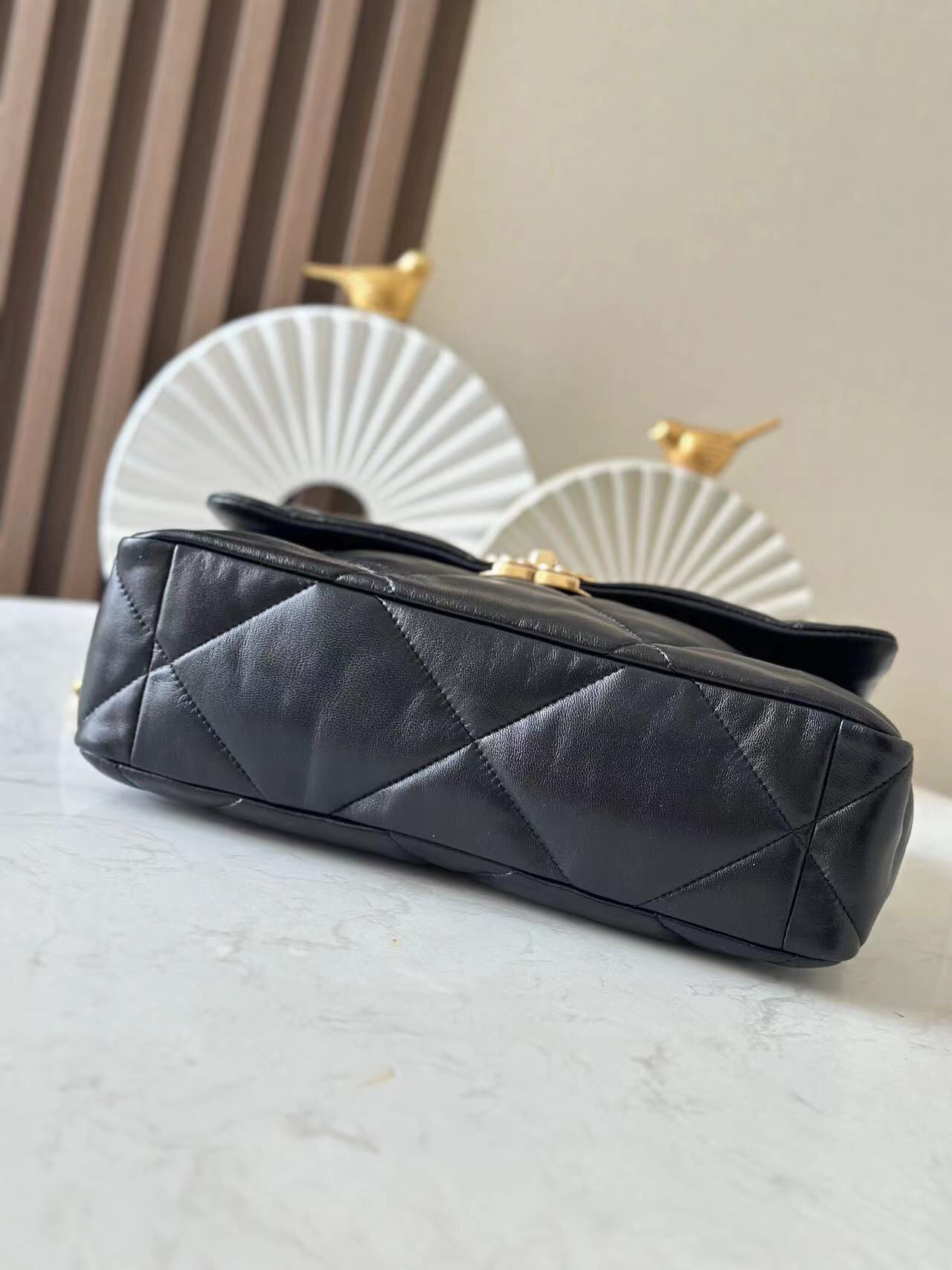 Chanel 19 Lambskin Flap Bag - Image 5