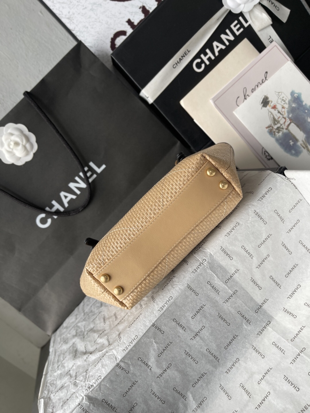 Chanel 25S Maxi Hobo Tote Bag - Image 5