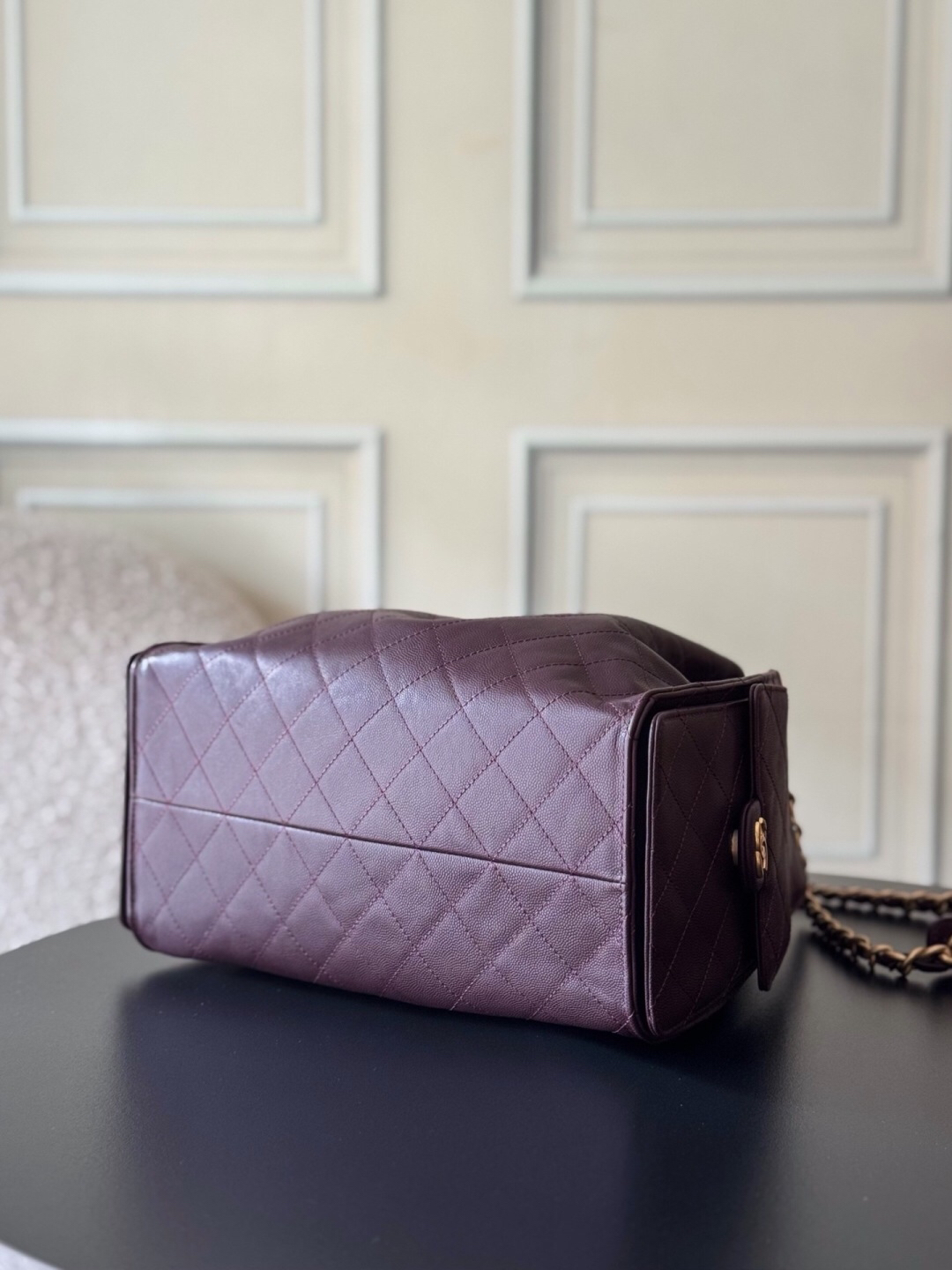 CHANEL 25C Quilted Leather Hobo Shoulder Bag - Image 5