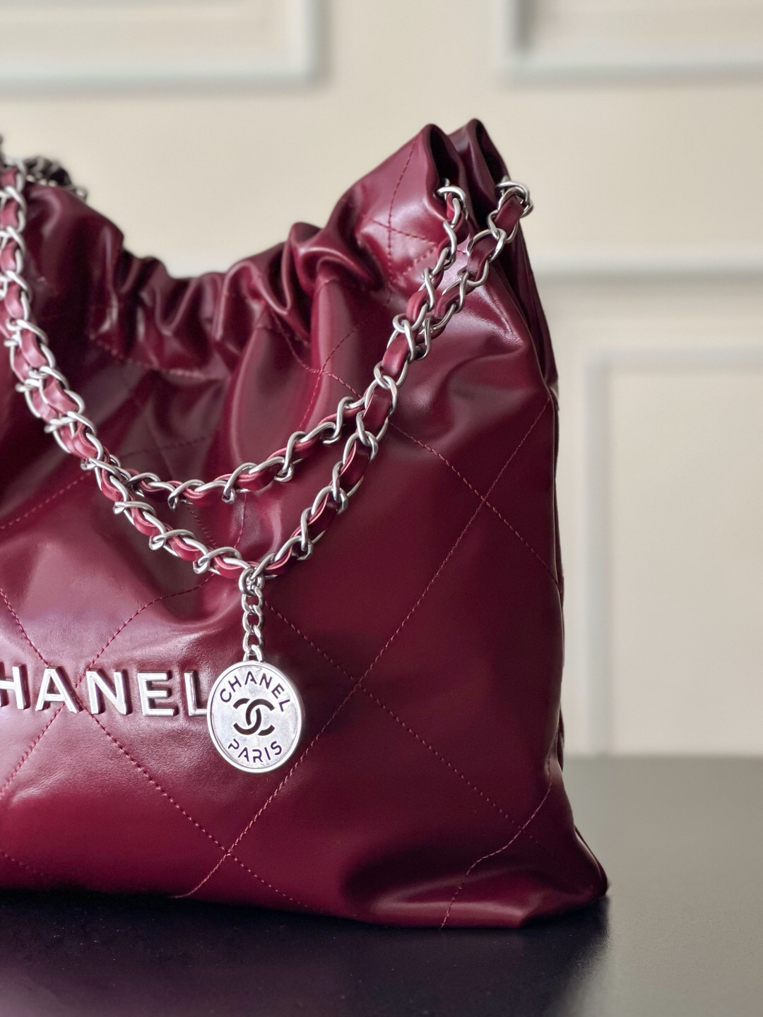 Chanel AS3260 Drawstring Shoulder Bag - Image 5