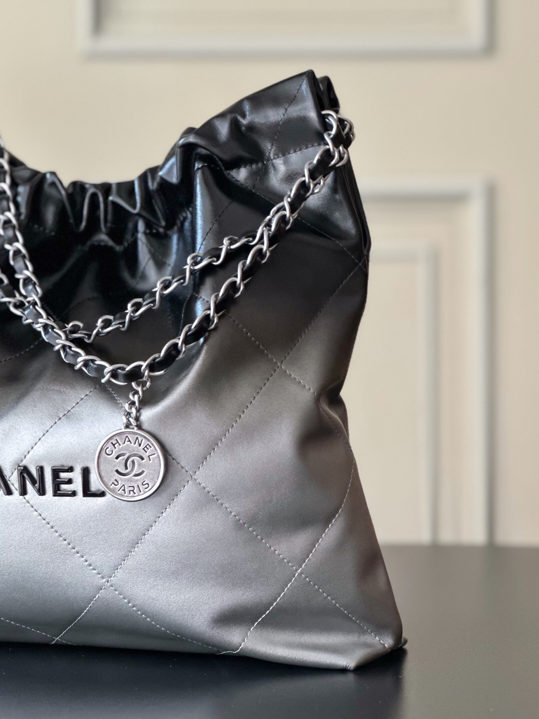Chanel AS3261 Waxed Calfskin Shoulder Bag - Image 5