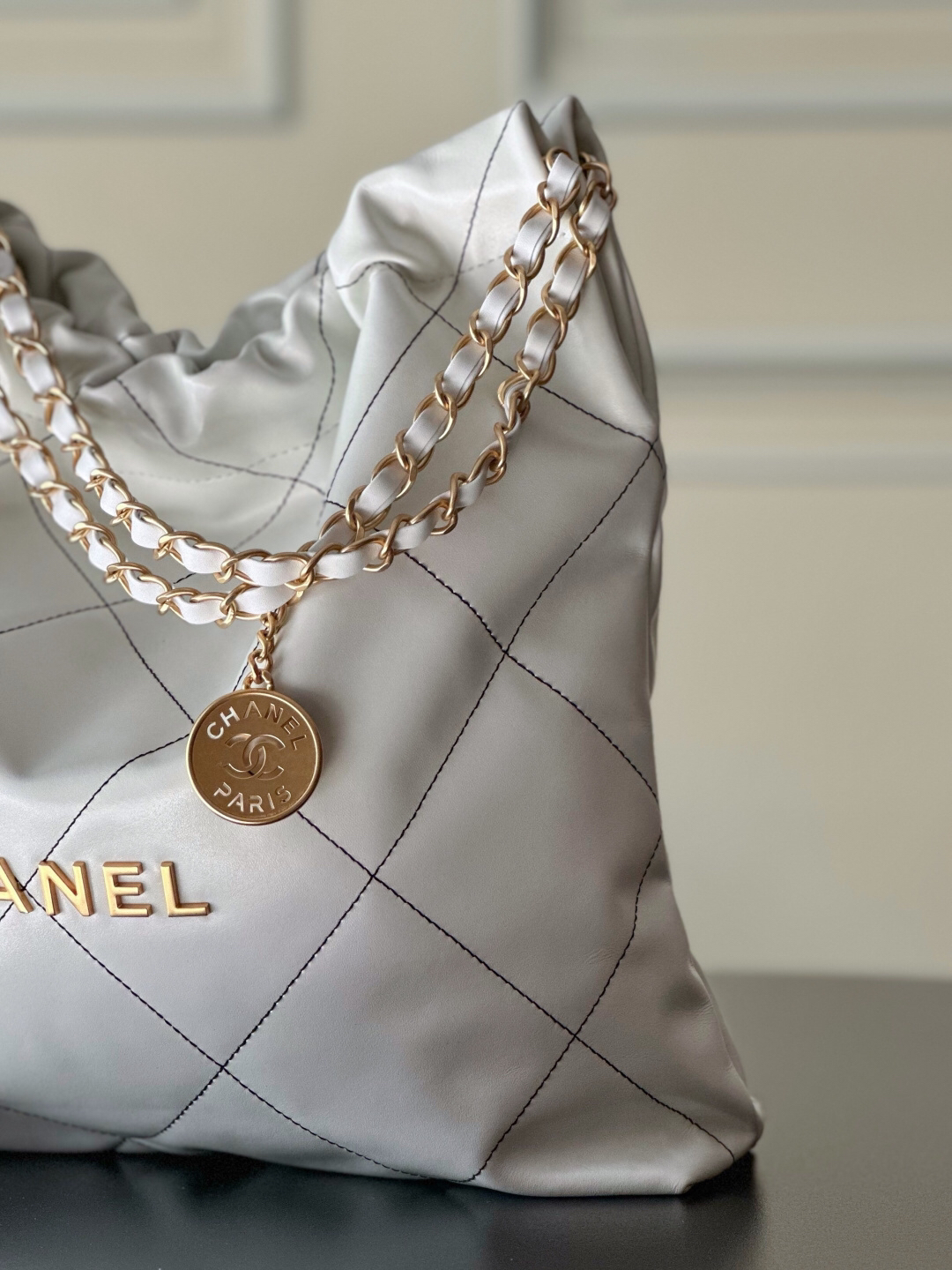 Chanel AS3261 Waxed Calfskin Shoulder Bag - Image 5