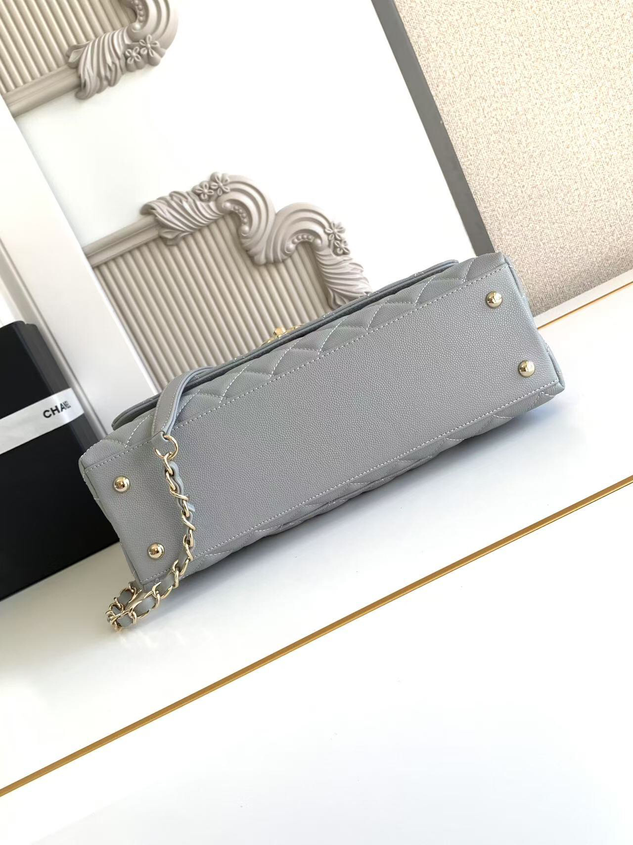 Chanel Coco Handle Mini Handbag - Image 5