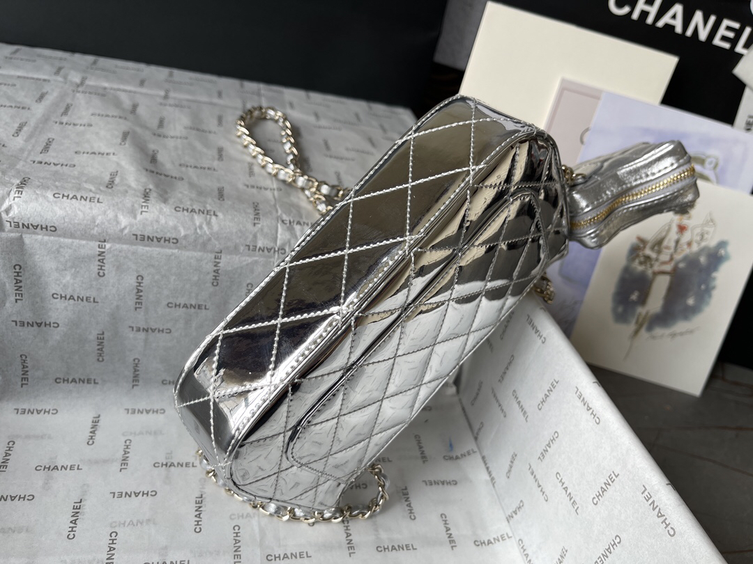Chanel Star Series Lambskin Crossbody Bag - Image 5