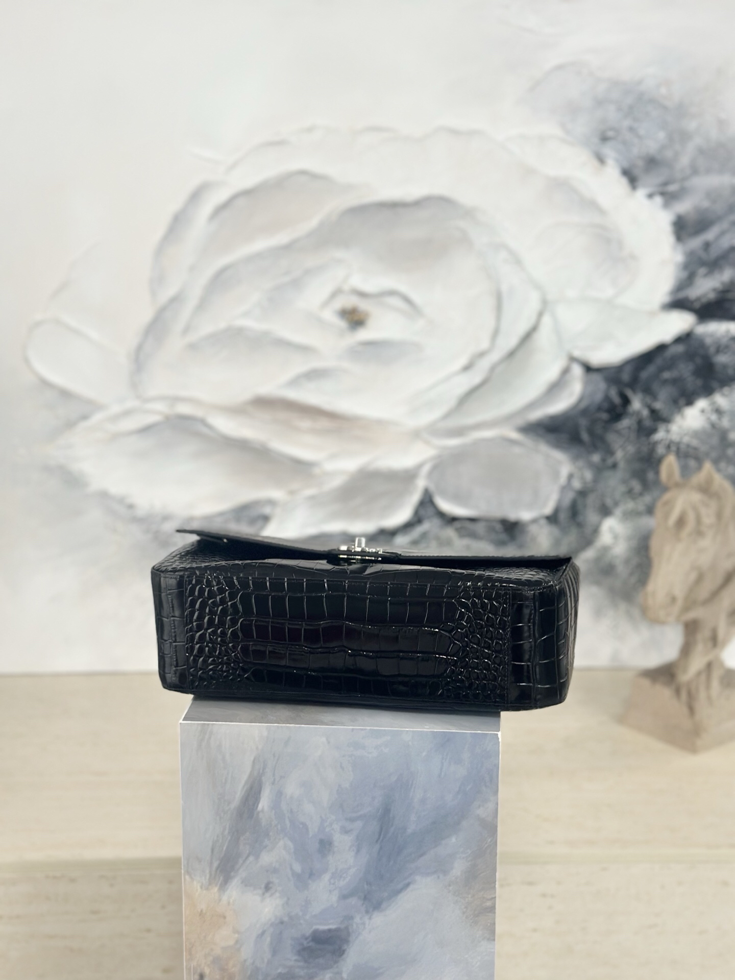 Chanel 26S Large Flap Handbag AS6231 - Image 5