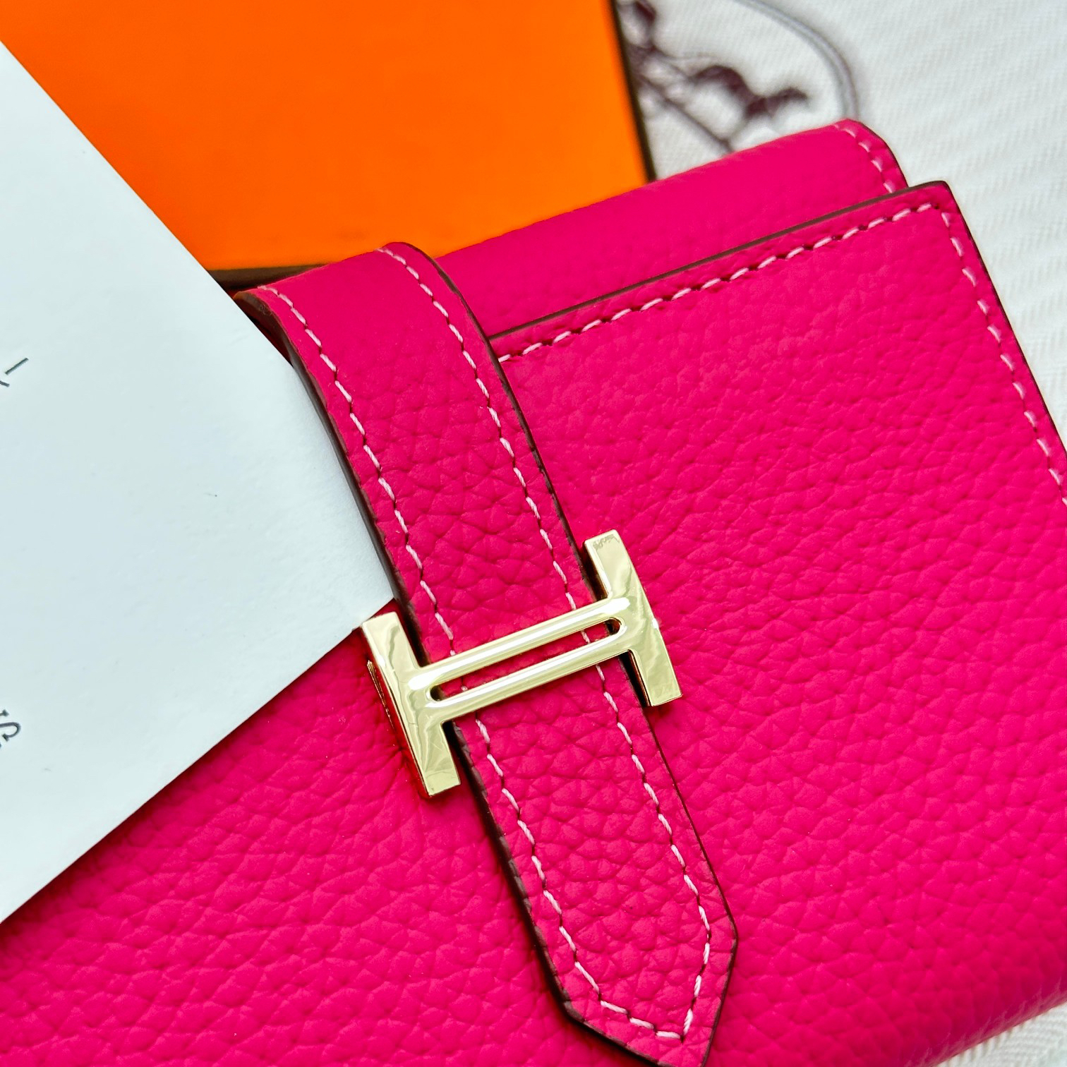 Hermes Togo Leather Tri-Fold Wallet with Gold-Tone Clasp - Image 5