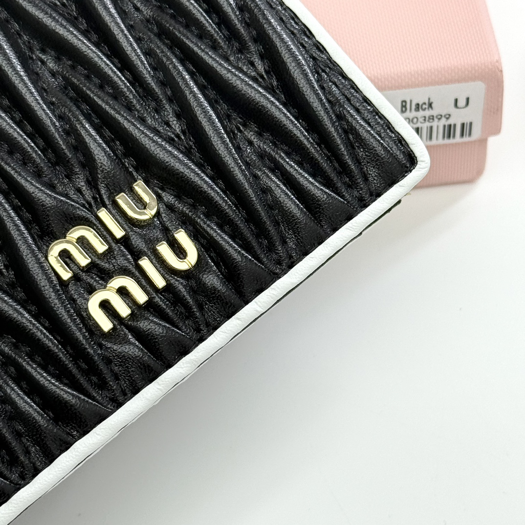 Miu Miu Leather Wallet - Image 5