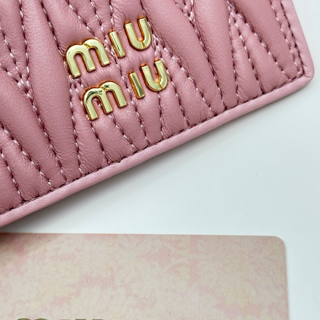 Miu Miu 3514 Lambskin Wallet - Image 5