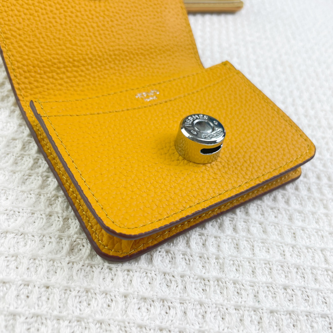 Hermès Togo Leather Card Holder - Image 5