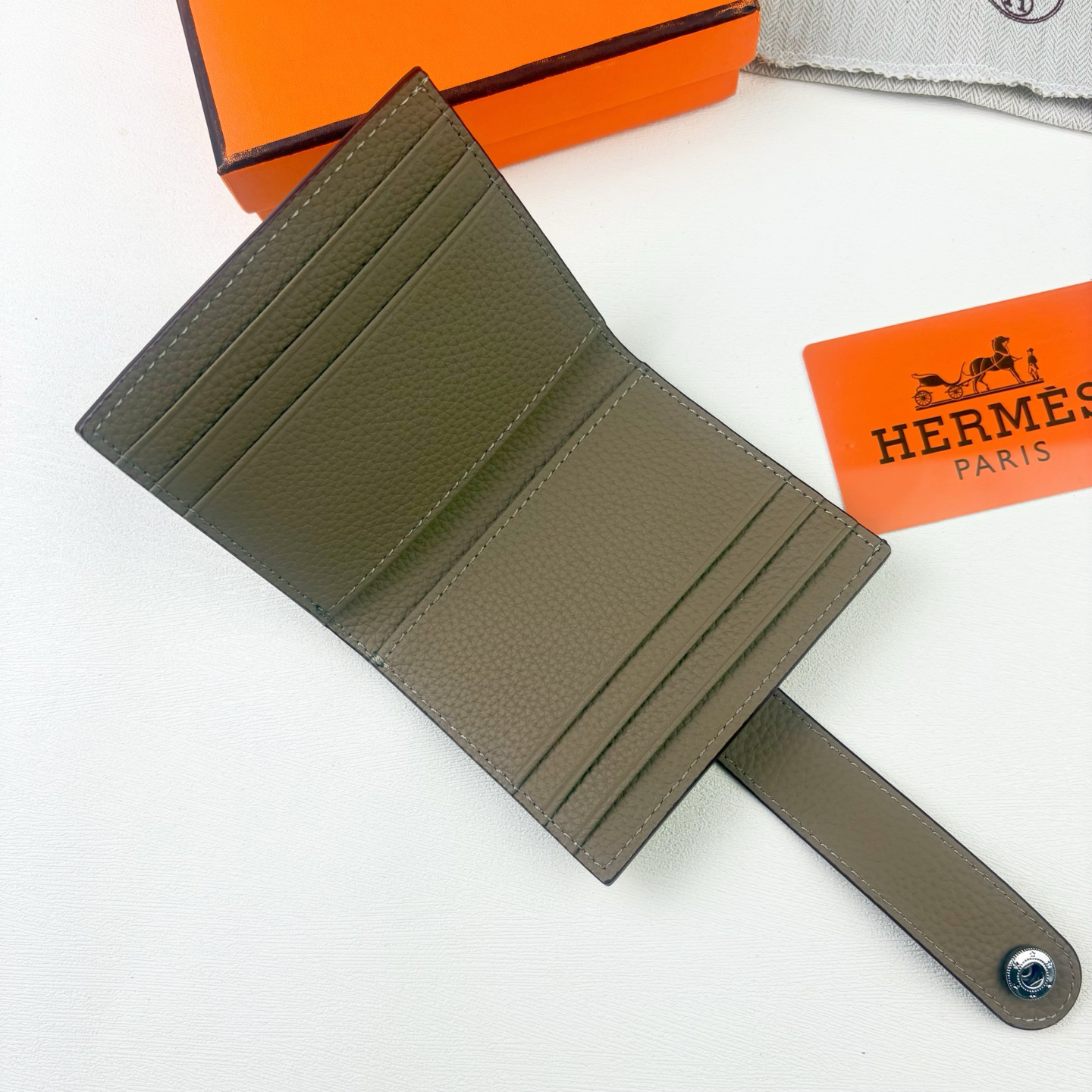 Hermès Bearn Togo Leather Wallet - Image 5