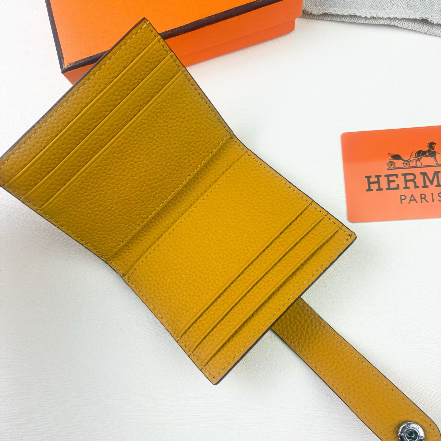 Hermès Bearn Short Wallet - Image 5