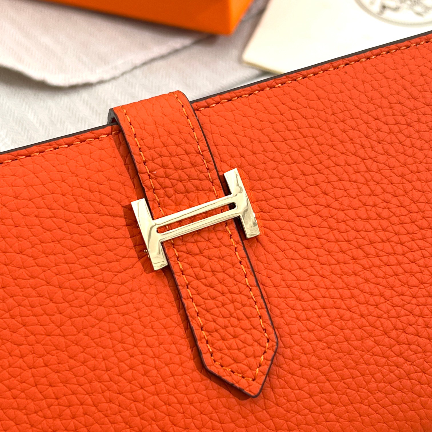 Hermes Women's Togo Leather Vertical Zip Wallet - Image 5
