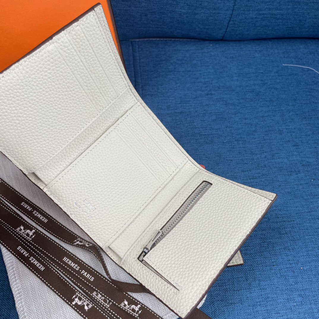Hermès Togo Leather Trifold Wallet - Image 5