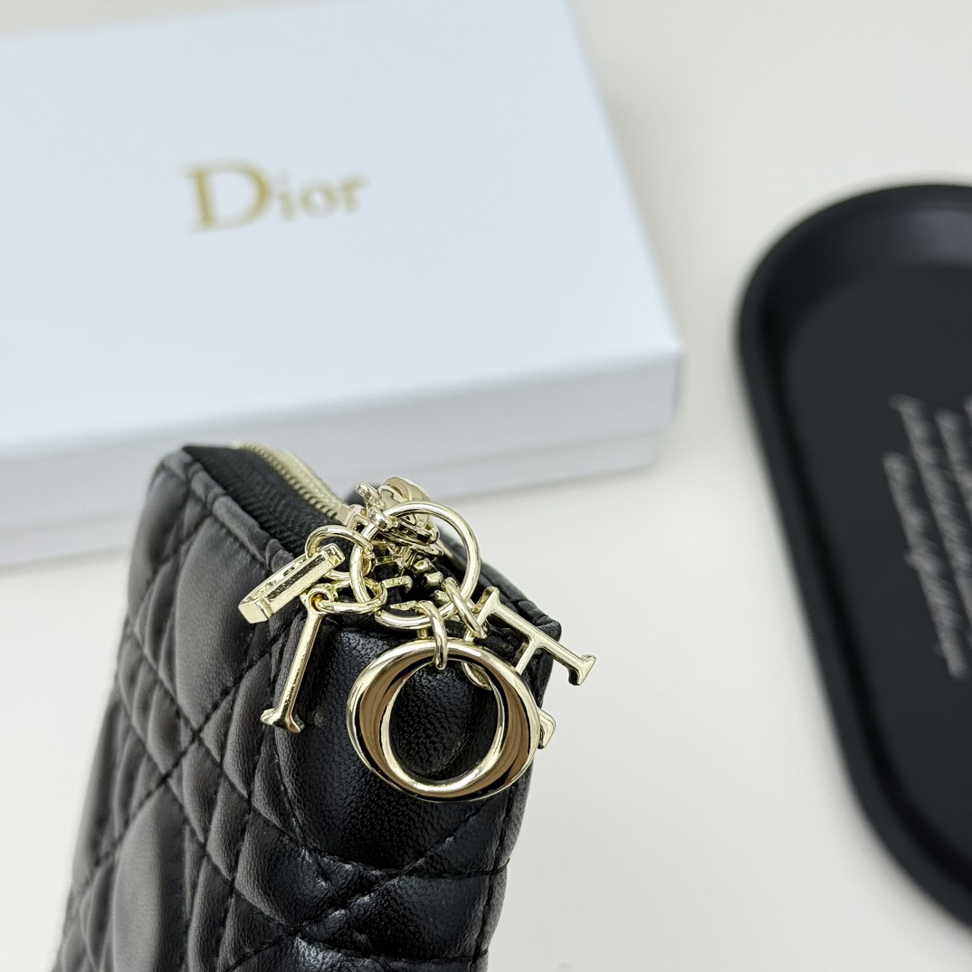Dior Leather Wallet - Image 5
