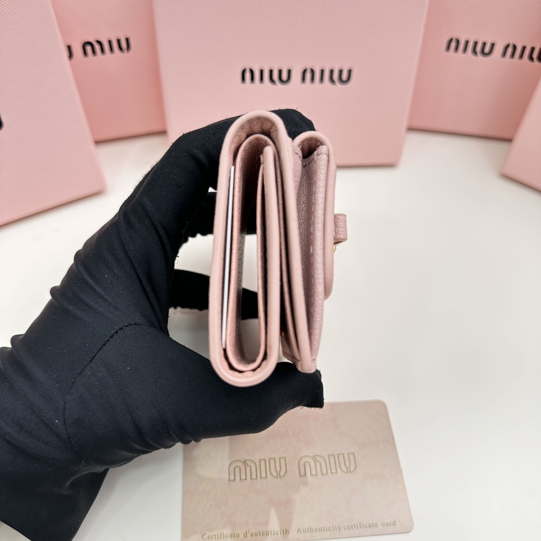Miu Miu Leather Multi-Function Wallet - Image 5