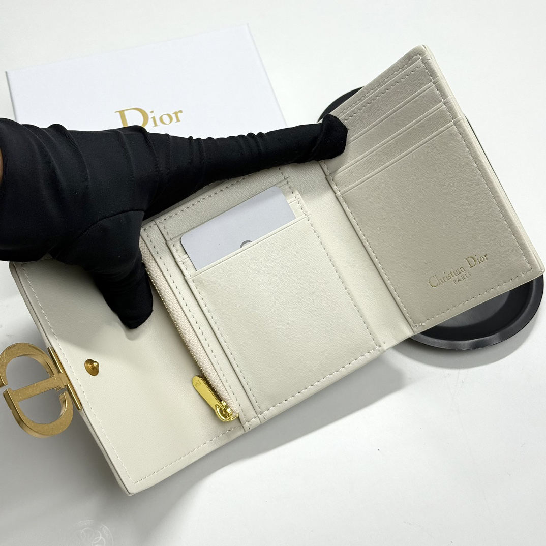 Dior 1818 Leather Wallet - Image 5