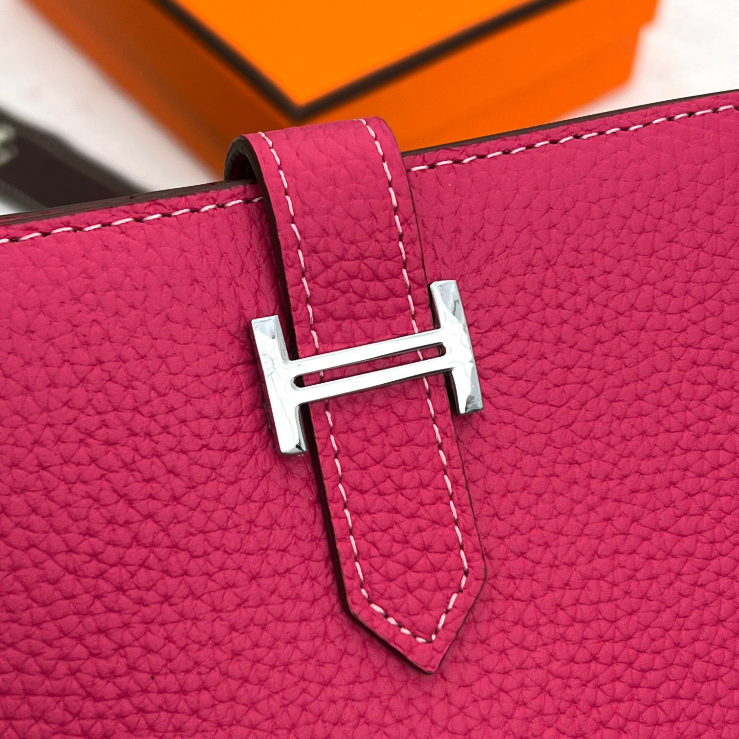 Hermes Constance Leather Card Holder with Silver Hardware - Image 5