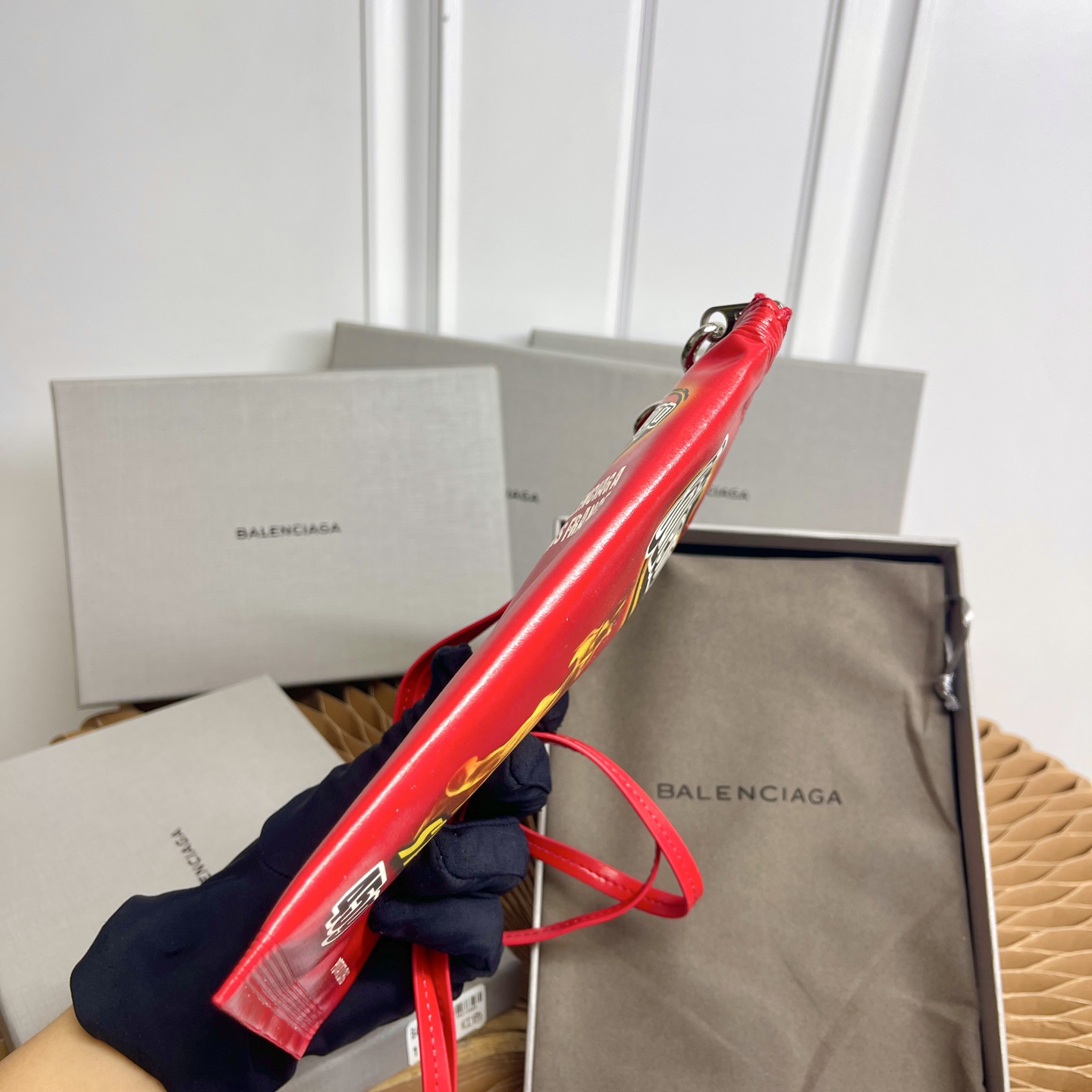 Balenciaga Chips Phone Holder Bag in Red Glossy Calfskin - Image 5