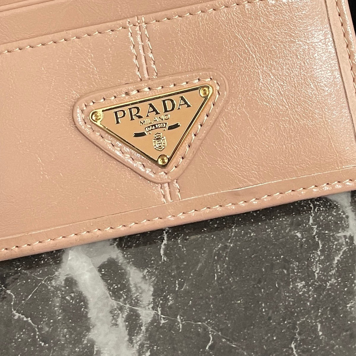 Prada Oiled Leather Card Holder with Triangular Logo - Image 5