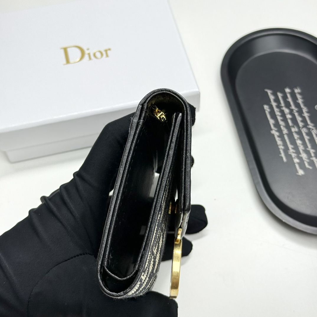 Dior 1818 Leather Wallet - Image 5