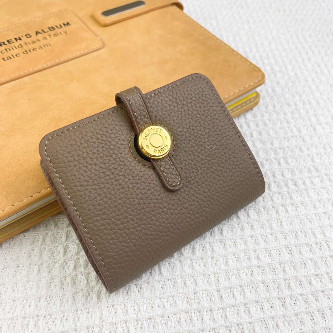 Hermès Togo Leather Card Holder - Image 5