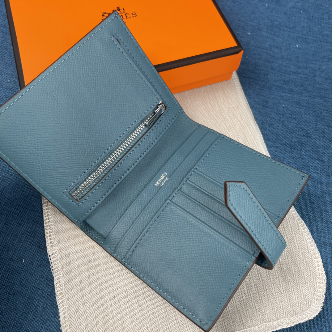 Hermes Leather Vertical Wallet - Image 5