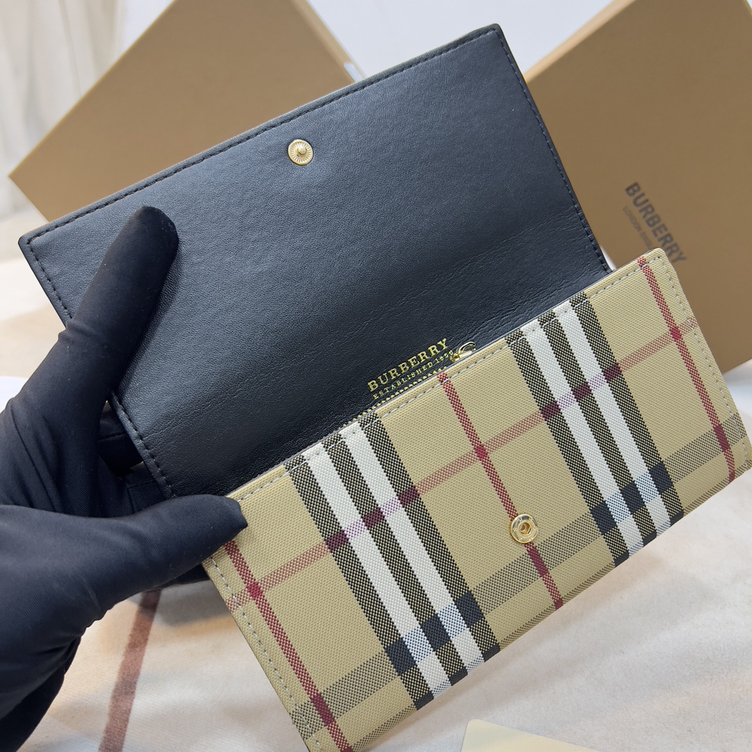 Burberry Vintage Check Long Wallet - Image 5