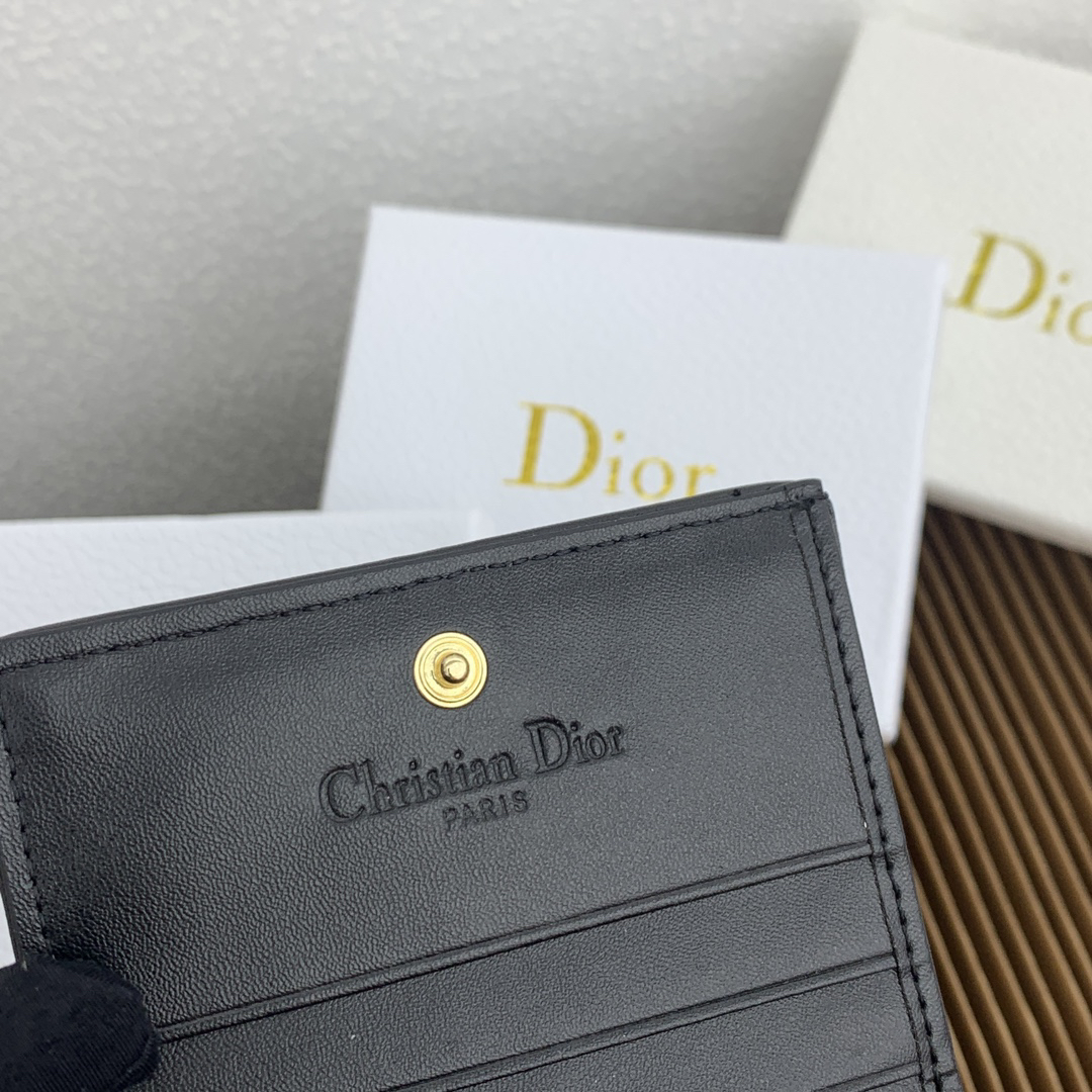 Lady Dior Wallet with Cannage Stitching - Image 5