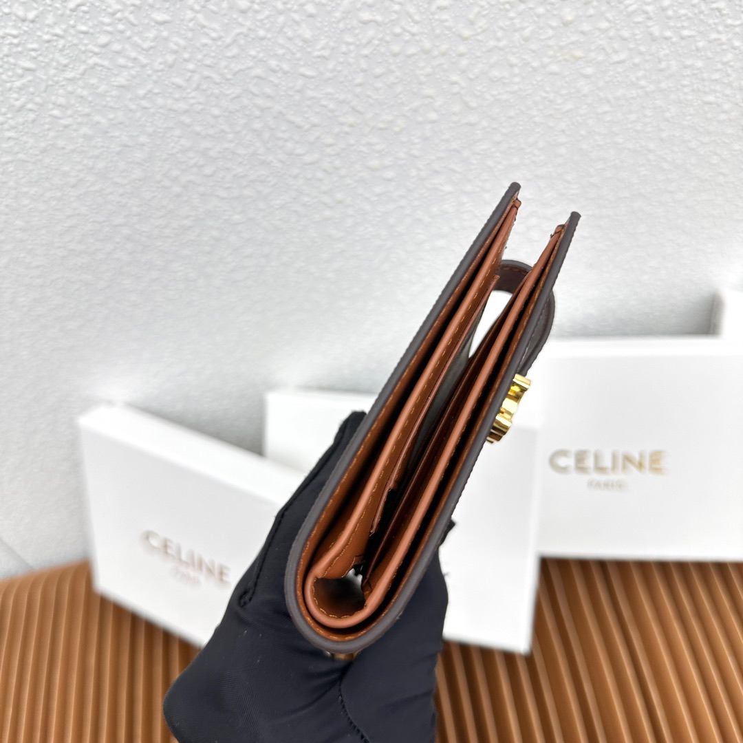 Celine Victoire Medium Wallet - Image 5