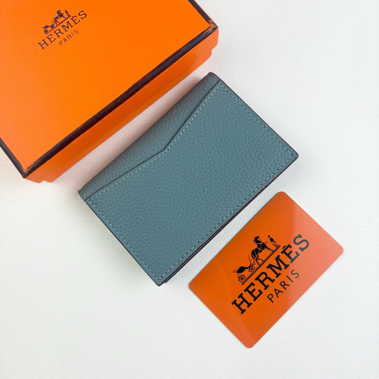 Hermès City 8CC Card Holder in Barenia Faubourg Leather - Image 5