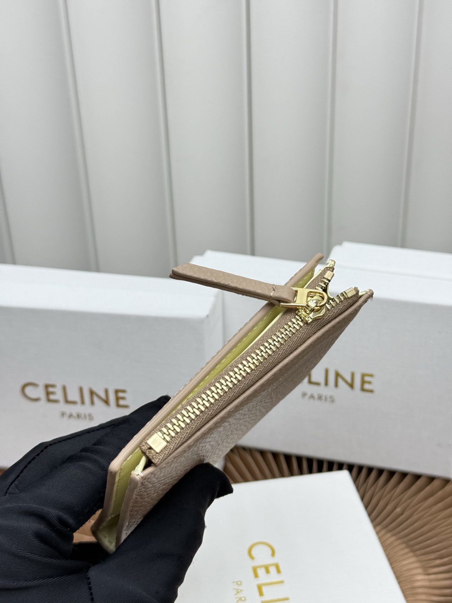 CELINE Short Leather Wallet - Image 5