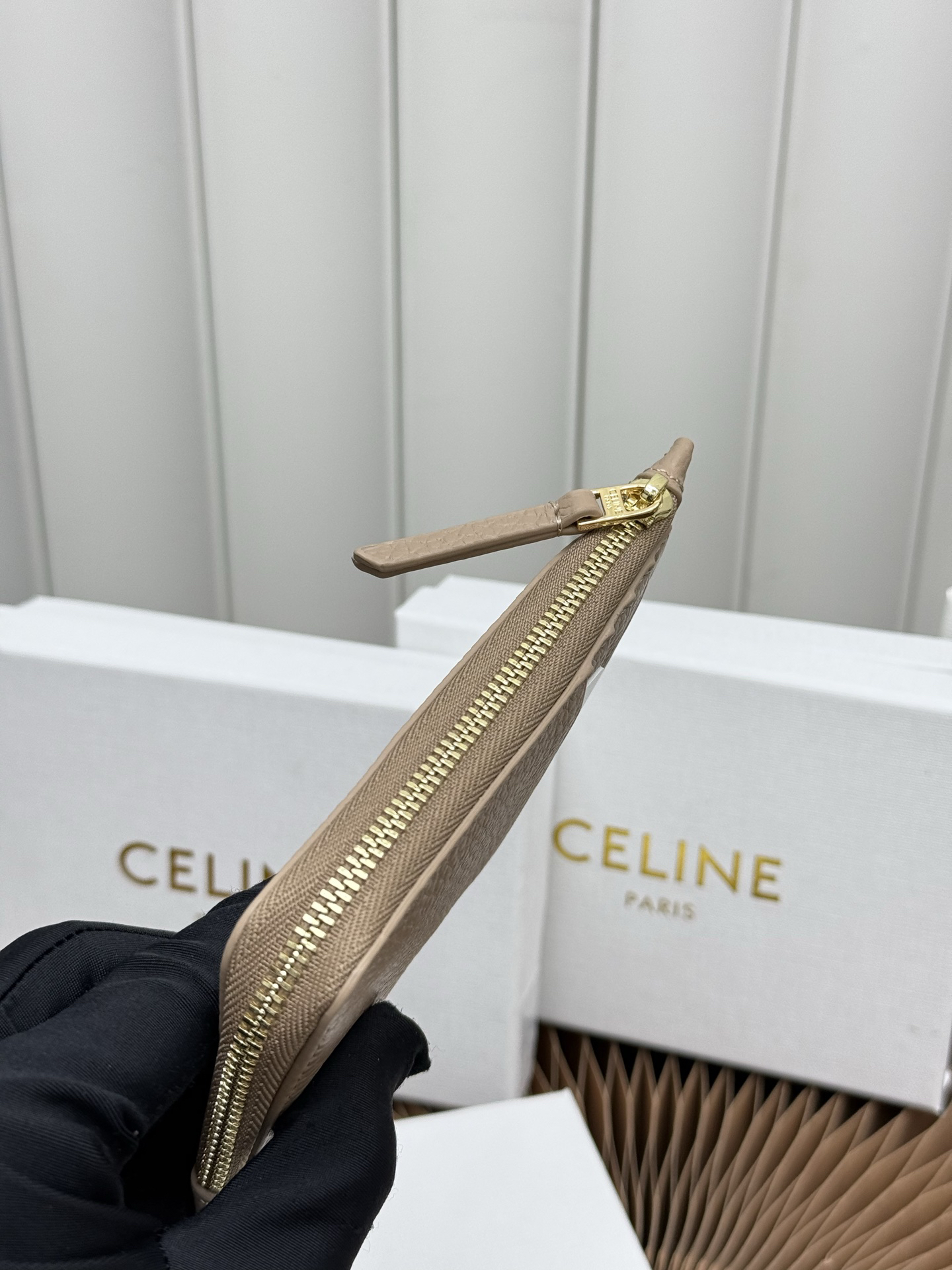 Celine Triomphe Long Zip Card Holder - Image 5