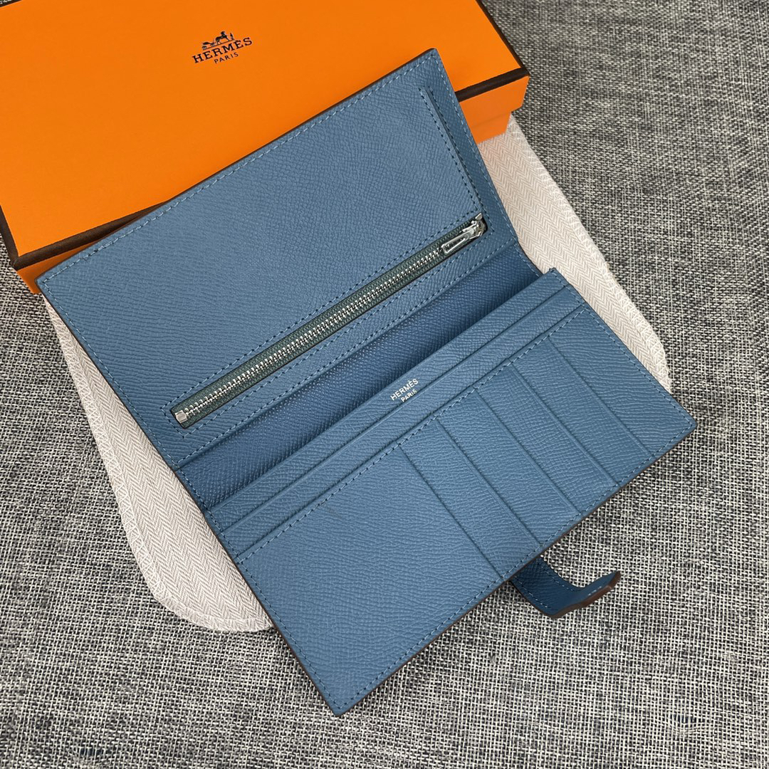 Hermes Epsom Leather Vertical Wallet - Image 5