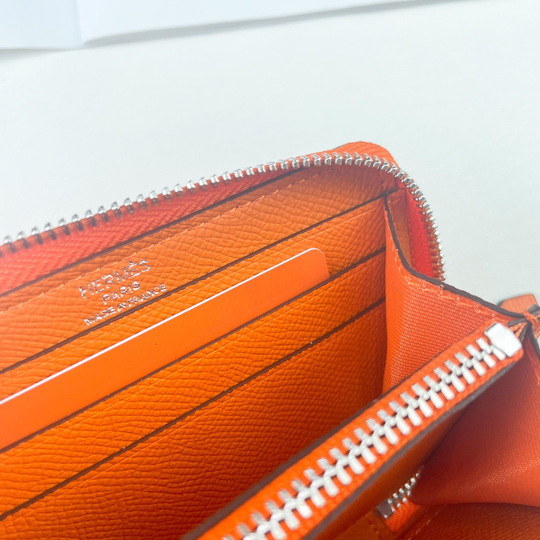 Hermès Silk'in Short Wallet - Image 5