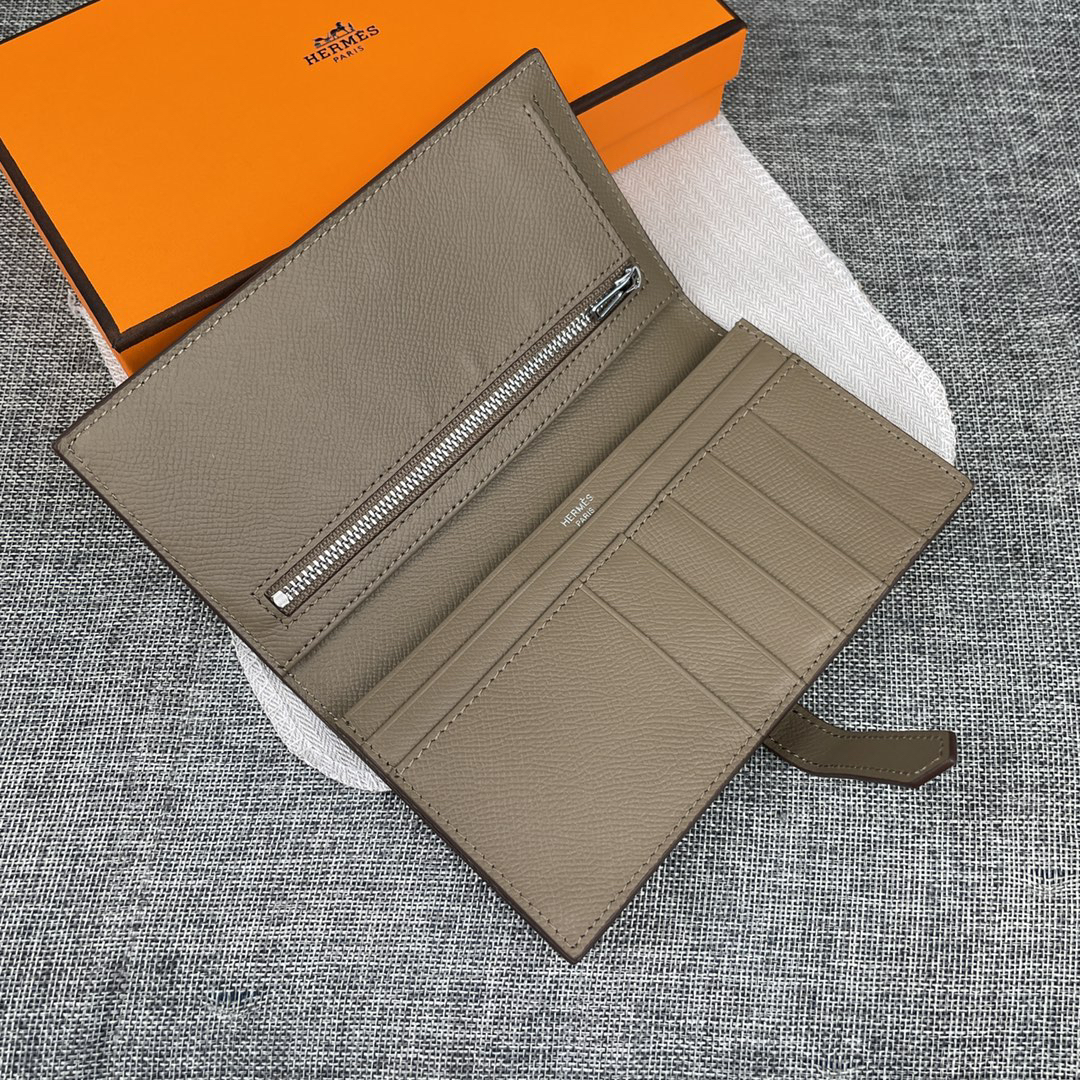 Hermes Women's Vertical Zip Wallet in Empson Leather - Image 5