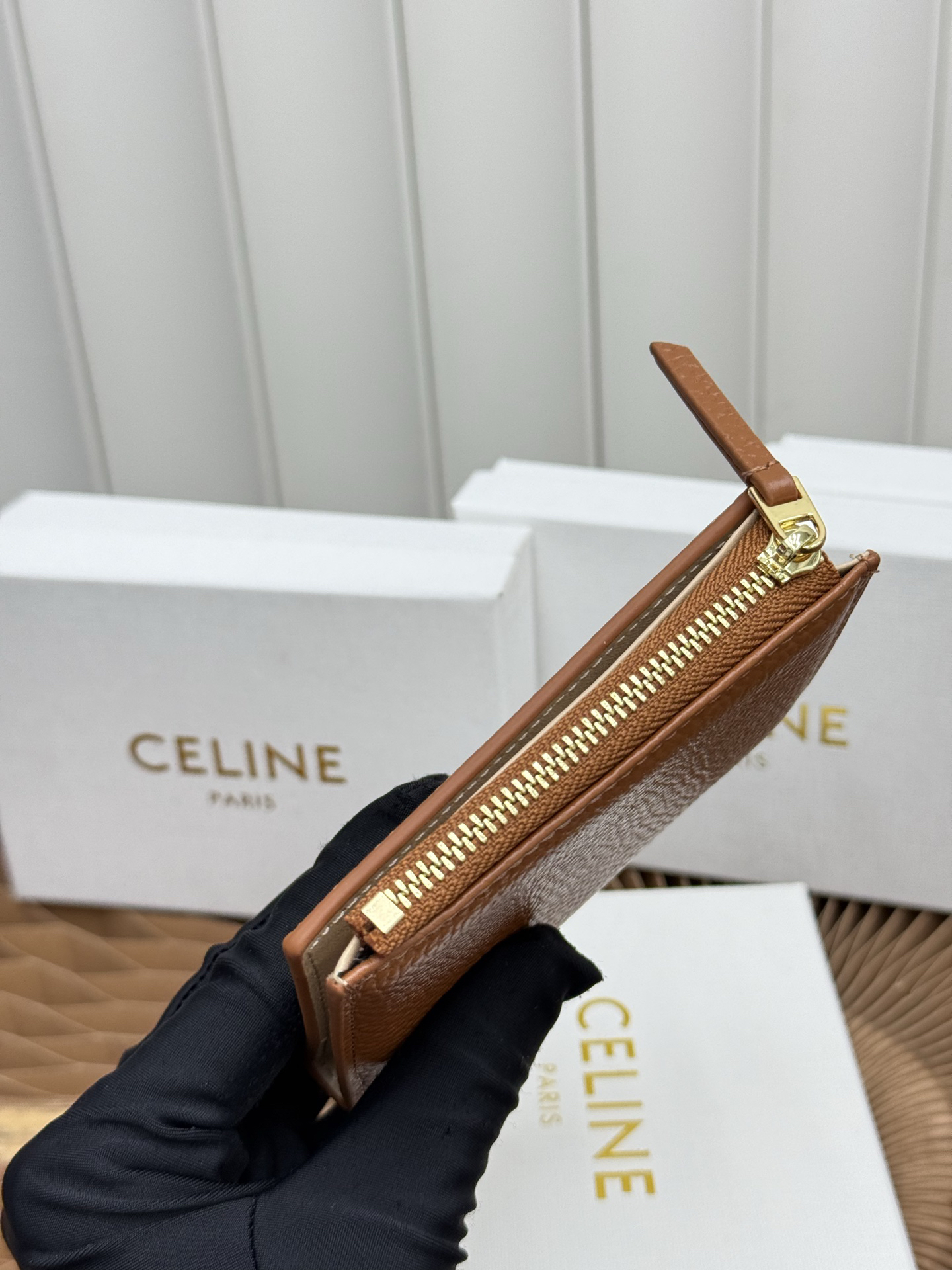 CELINE Short Leather Wallet - Image 5