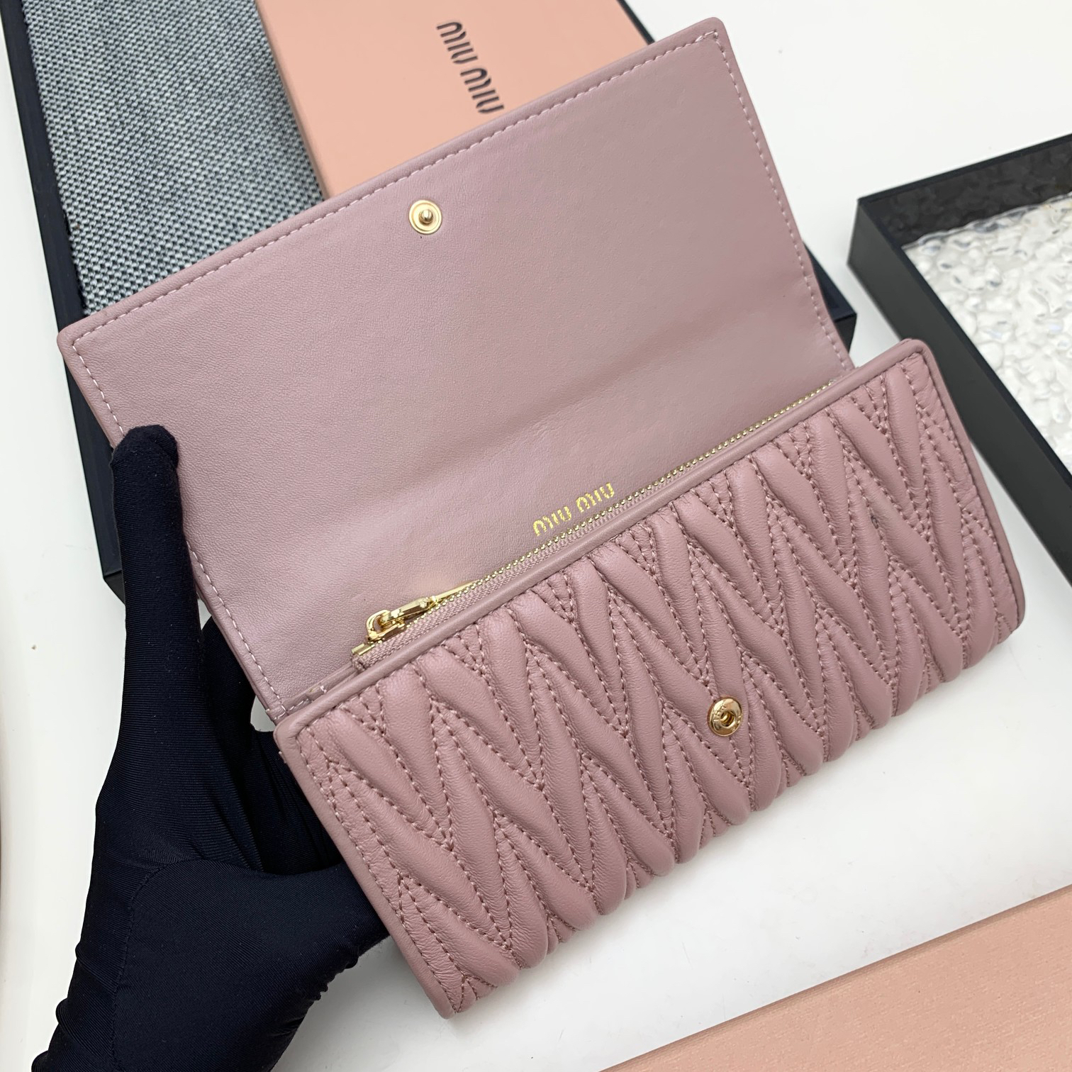 Miu Miu Lambskin Zipper Wallet - Image 5