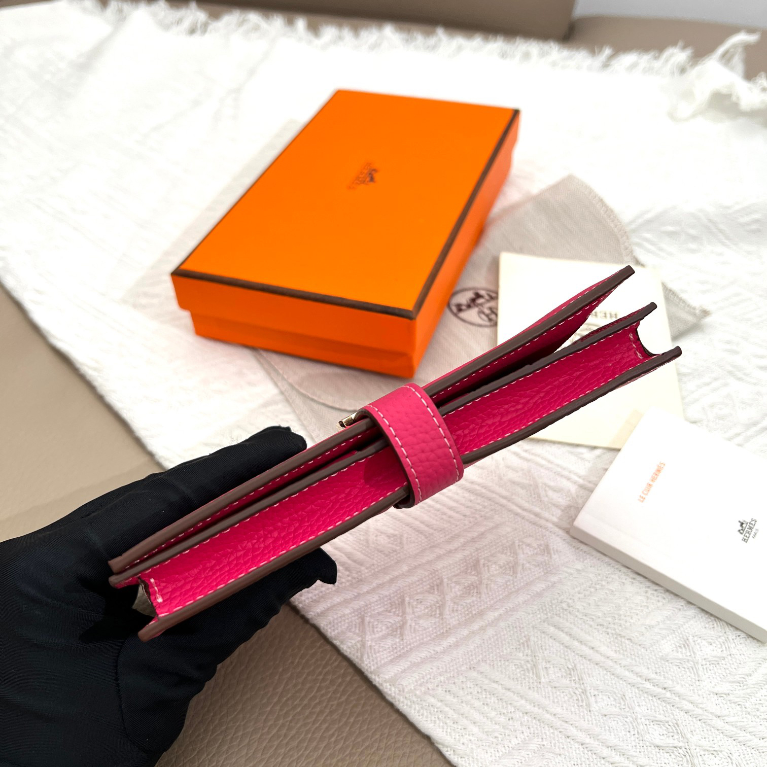 Hermes Women’s Leather Vertical Zip Wallet - Image 5