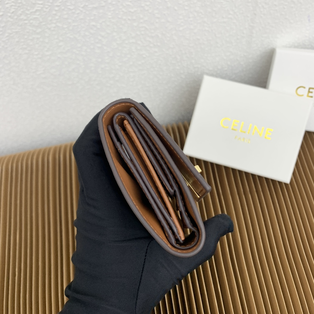 Celine Triomphe 16 Leather Tri-Fold Wallet - Image 5